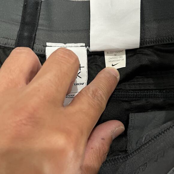 Nike Sweatpants Sportswear Therma-Fit DM5550-060 Tech Pack Gray Joggers! Size M - Picture 6 of 7